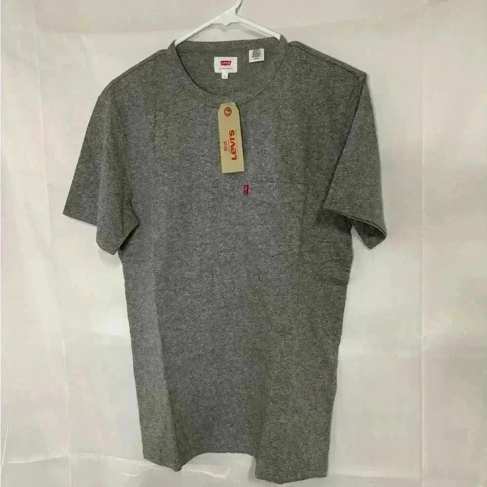 New with tags, men’s size small Levi’s brand shirt, #B554,B555